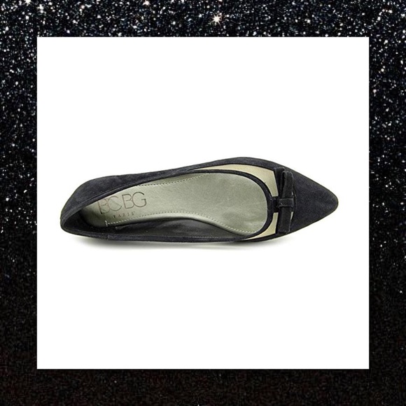 JUST IN🆕NIB BCBG Black Suede Flats MSRP $79 - Picture 4 of 6